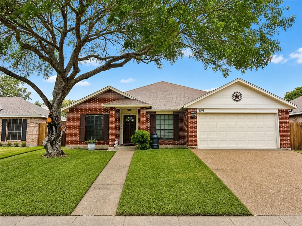 2201 Gershwin Corpus Christi TX 78414