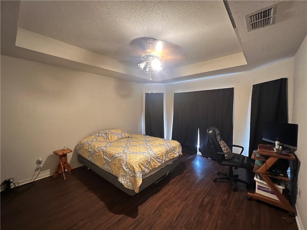 2201 Gershwin Corpus Christi TX 78414