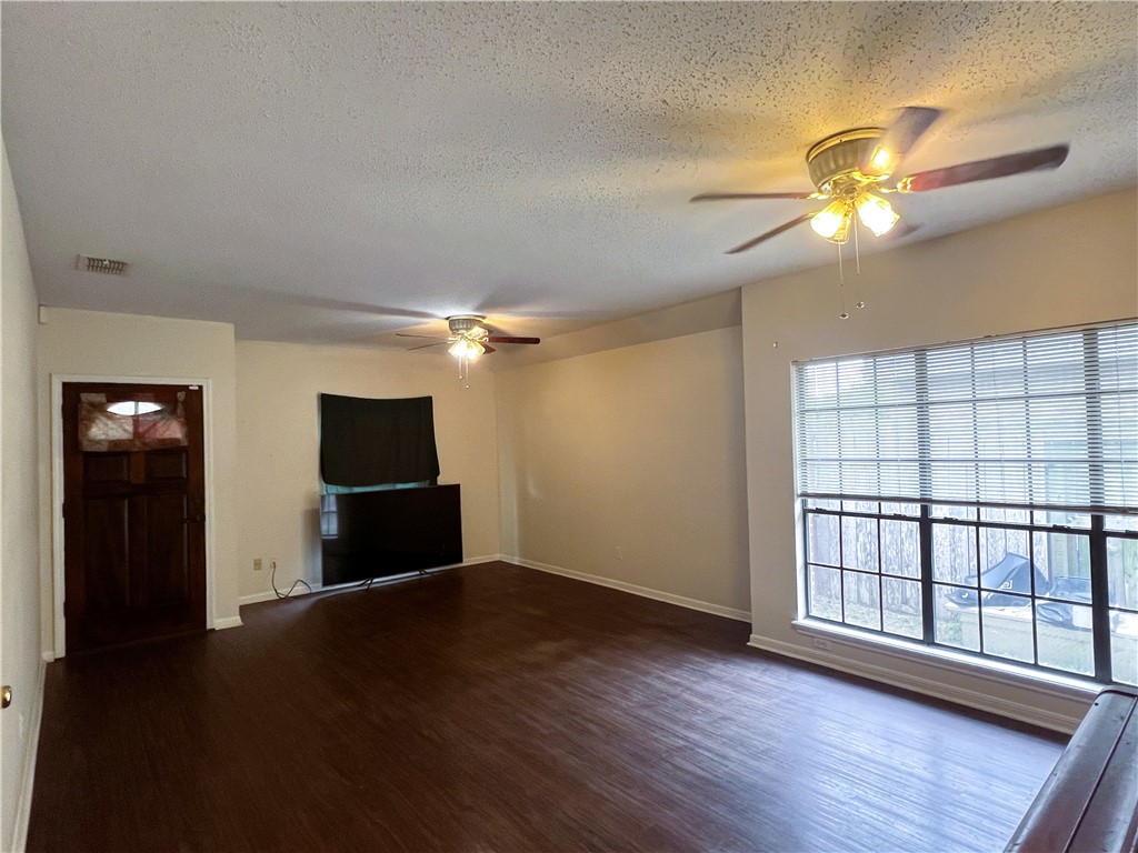 2201 Gershwin Corpus Christi TX 78414