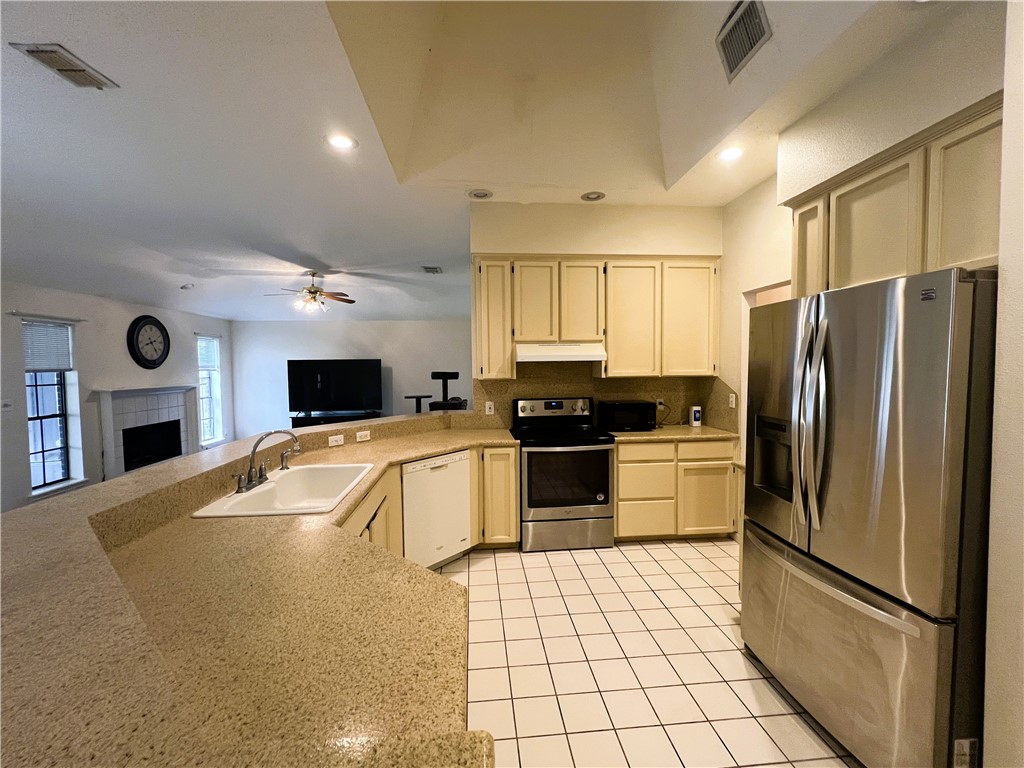 2201 Gershwin Corpus Christi TX 78414