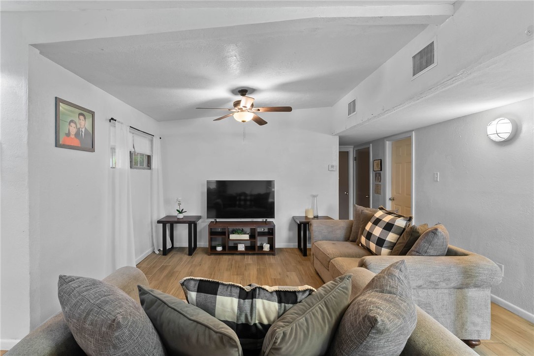 3910 Lincoln Street Corpus Christi TX 78415