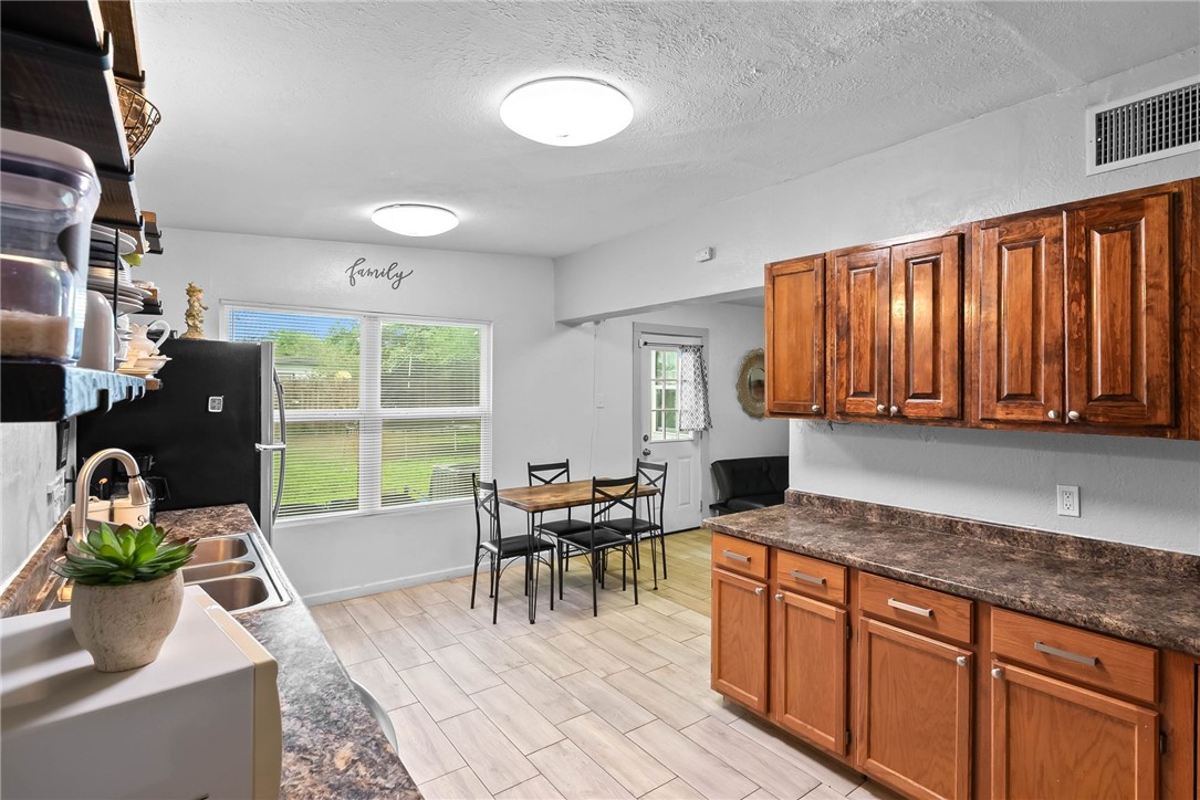 3910 Lincoln Street Corpus Christi TX 78415