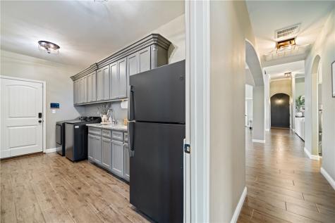 1189 S Southampton Drive Corpus Christi TX 78415