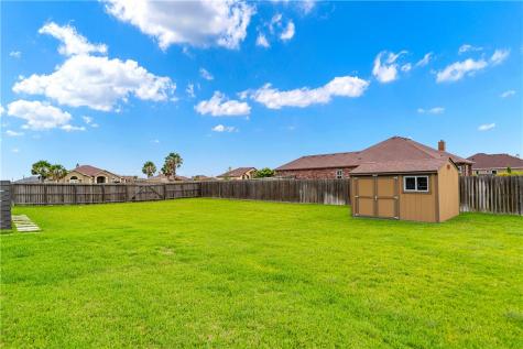 1189 S Southampton Drive Corpus Christi TX 78415