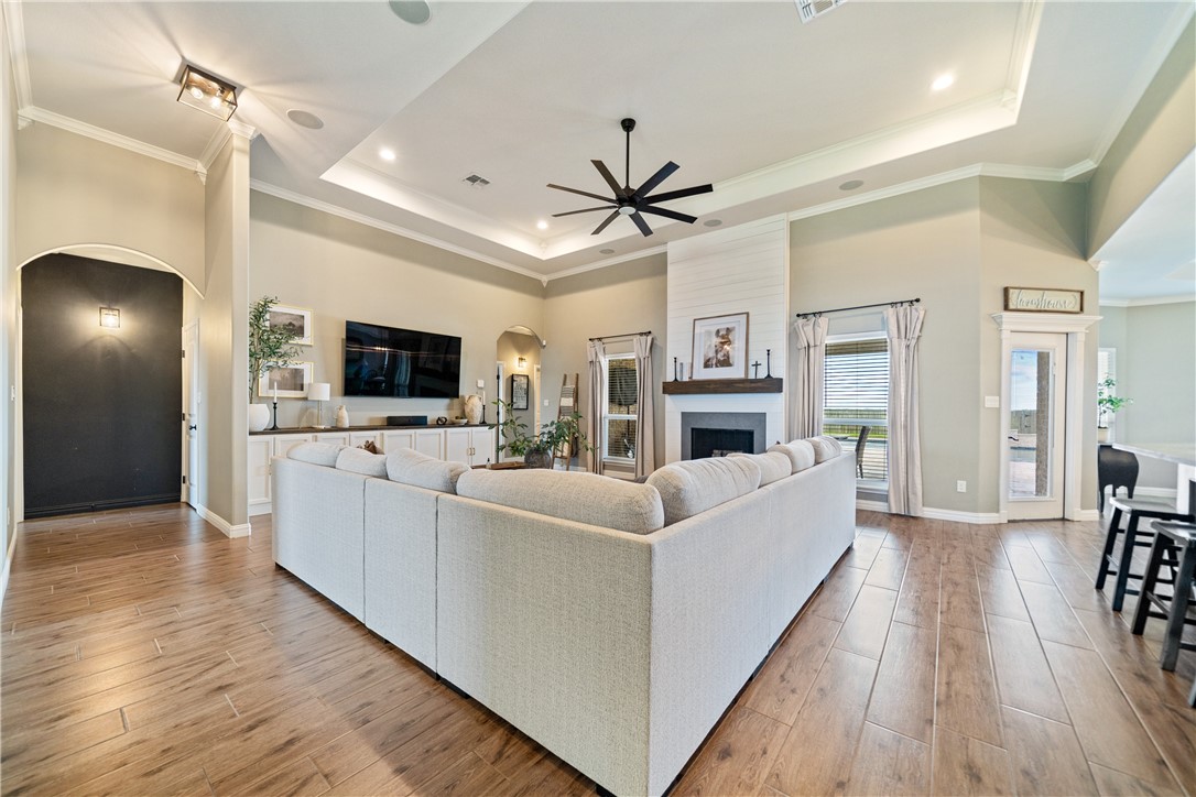 1189 S Southampton Drive Corpus Christi TX 78415