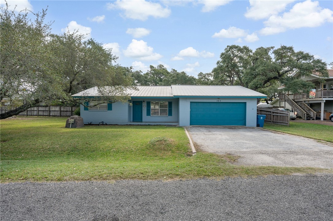 302 Fulton Avenue Rockport TX 78382