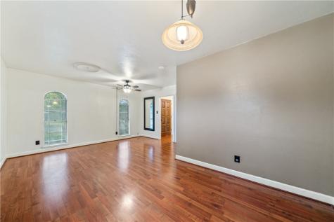 228 N Pasadena Drive Kingsville TX 78363