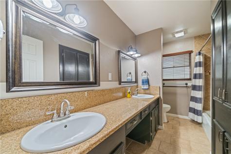 228 N Pasadena Drive Kingsville TX 78363