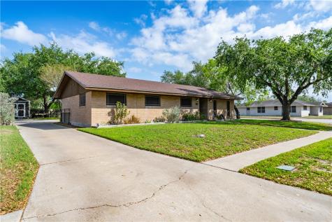 228 N Pasadena Drive Kingsville TX 78363