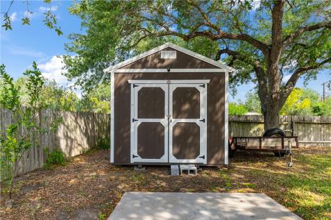 228 N Pasadena Drive Kingsville TX 78363