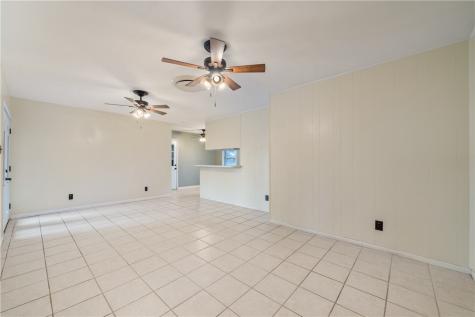 228 N Pasadena Drive Kingsville TX 78363