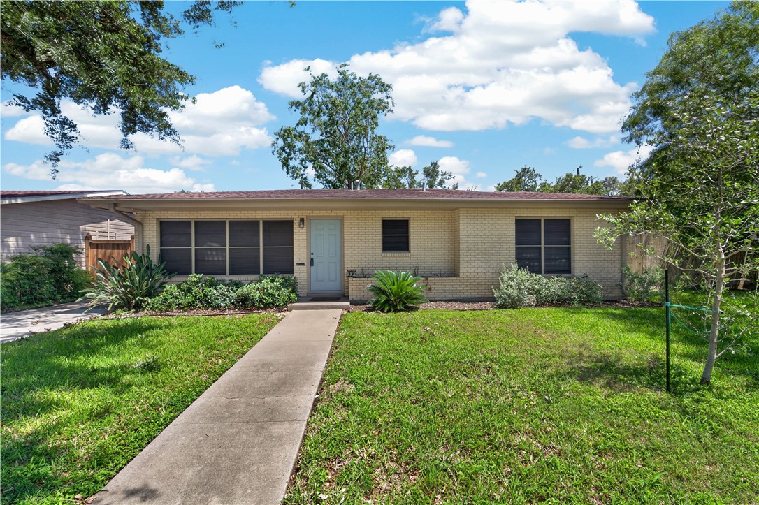 923 Grant Place Corpus Christi TX 78411