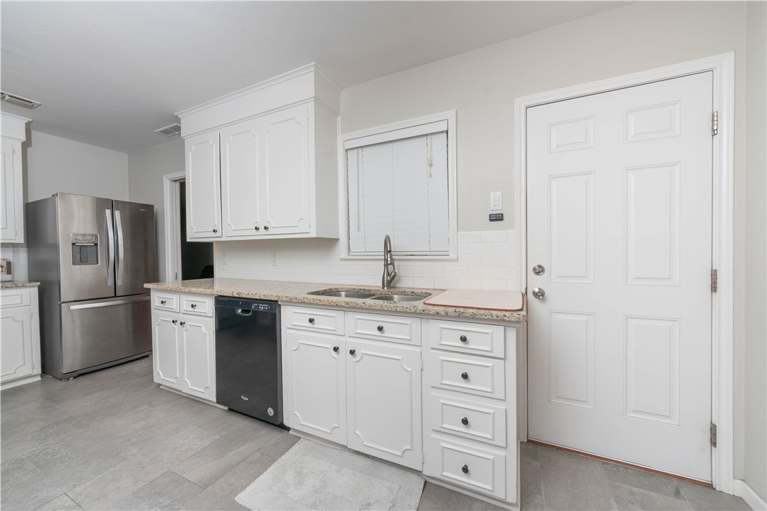 923 Grant Place Corpus Christi TX 78411