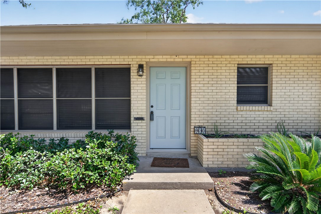 923 Grant Place Corpus Christi TX 78411