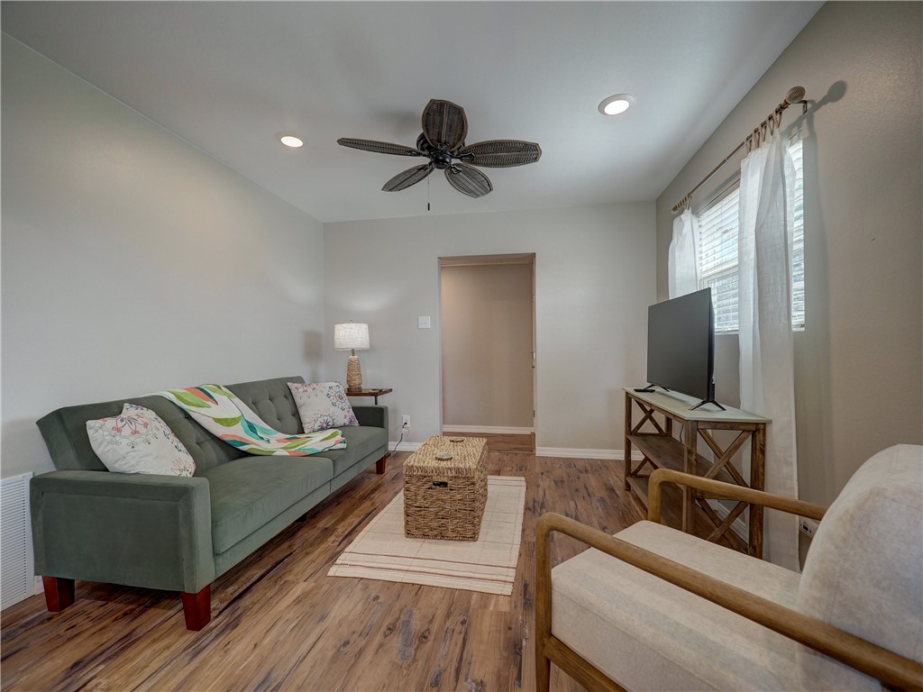 614 Harper Street Port Aransas TX 78373