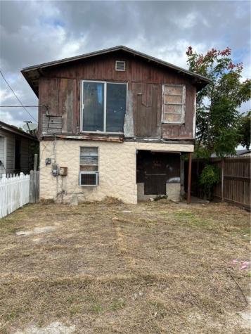 1009 Iowa Street Robstown TX 78380
