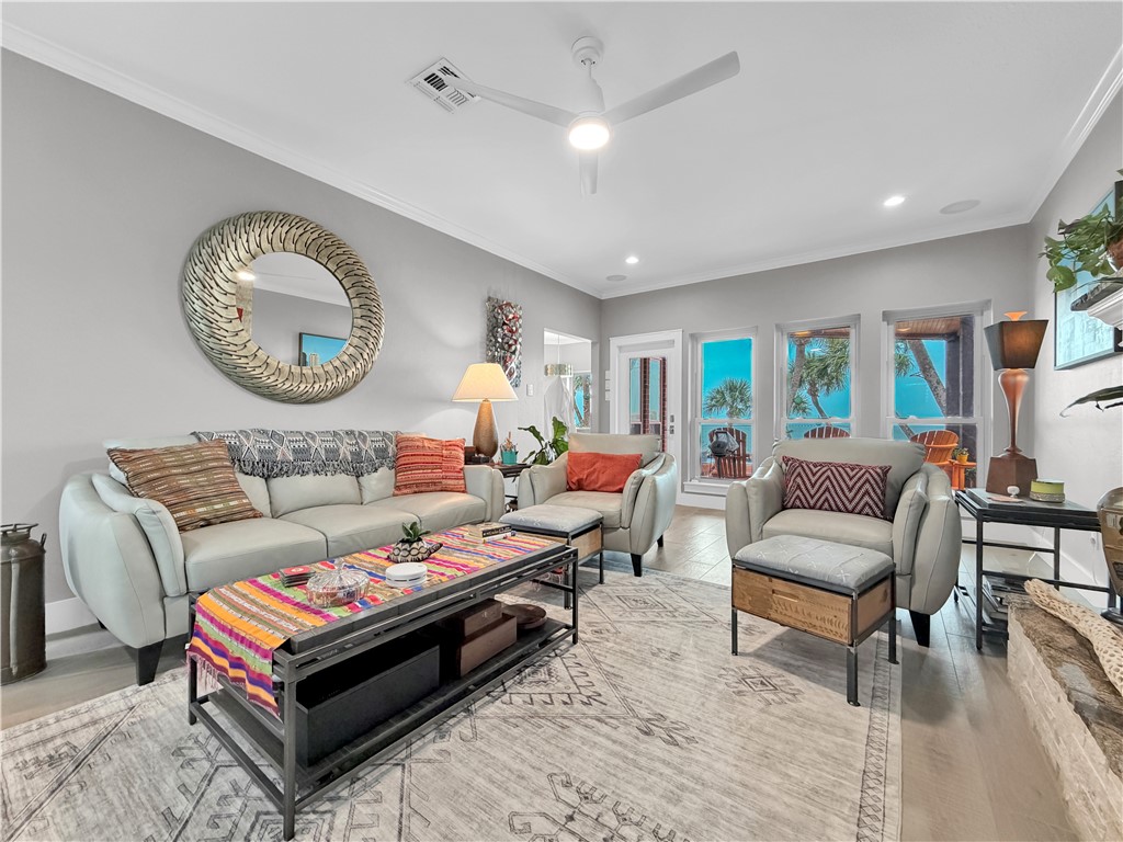8210 Seashore Drive Corpus Christi TX 78412