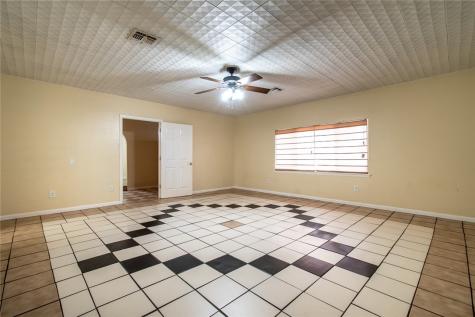 5802 Limerick Drive Corpus Christi TX 78413