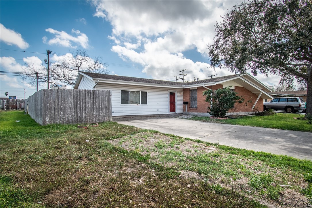 5802 Limerick Drive Corpus Christi TX 78413