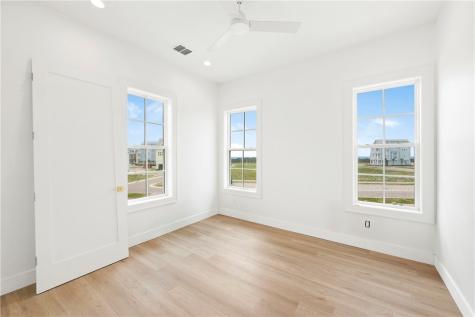 101 Yearling Lane Port Aransas TX 78373