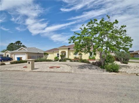 13838 Sea Horse Avenue Corpus Christi TX 78418