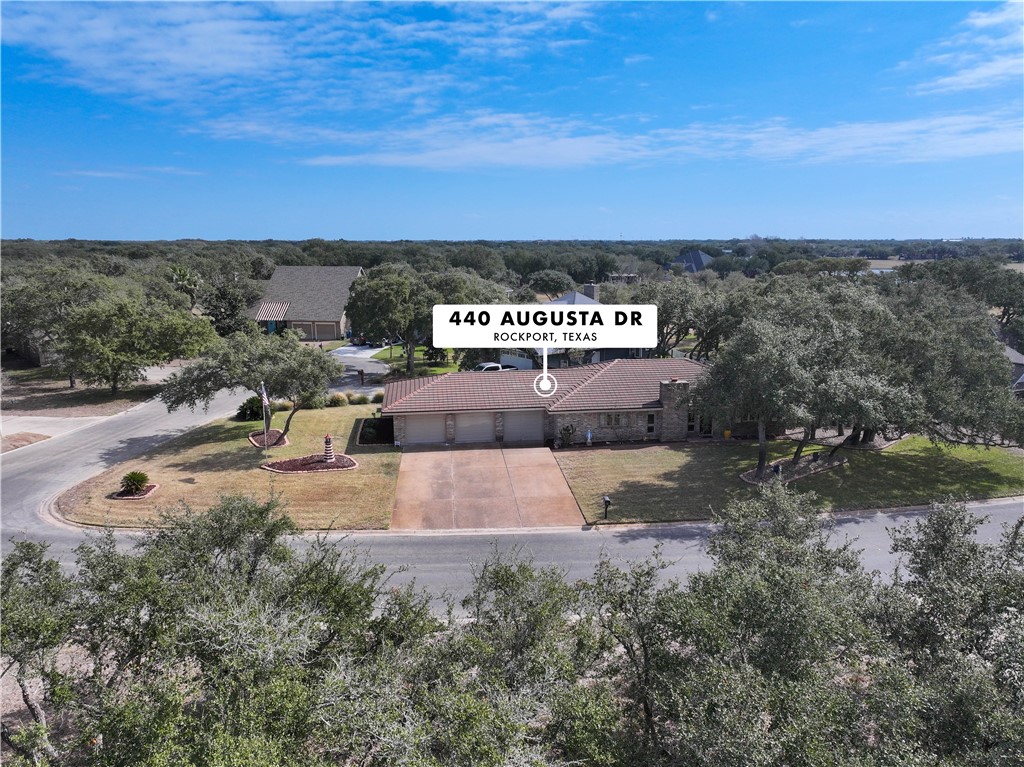 440 Augusta Drive Rockport TX 78382