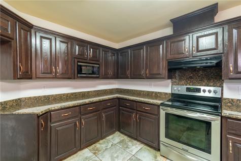 204 County Road 1331 Creek Alice TX 78332