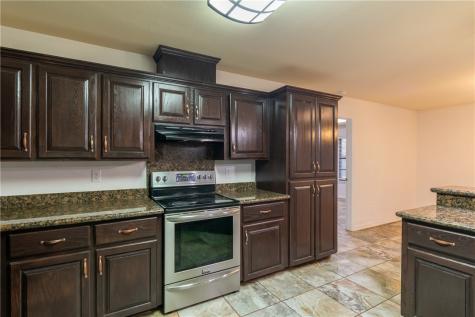 204 County Road 1331 Creek Alice TX 78332