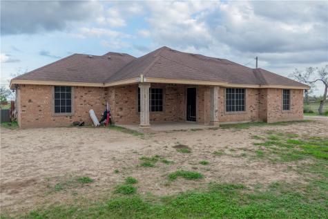 204 County Road 1331 Creek Alice TX 78332