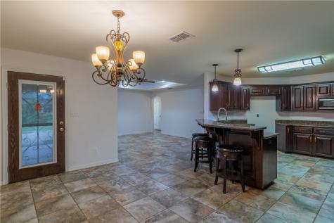 204 County Road 1331 Creek Alice TX 78332