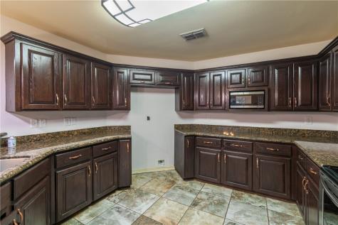 204 County Road 1331 Creek Alice TX 78332