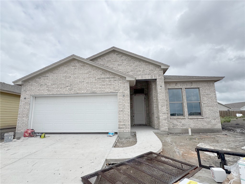 2742 Lady Andrea Corpus Christi TX 78415