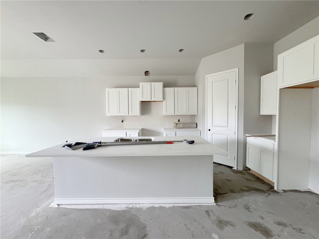 2742 Lady Andrea Corpus Christi TX 78415