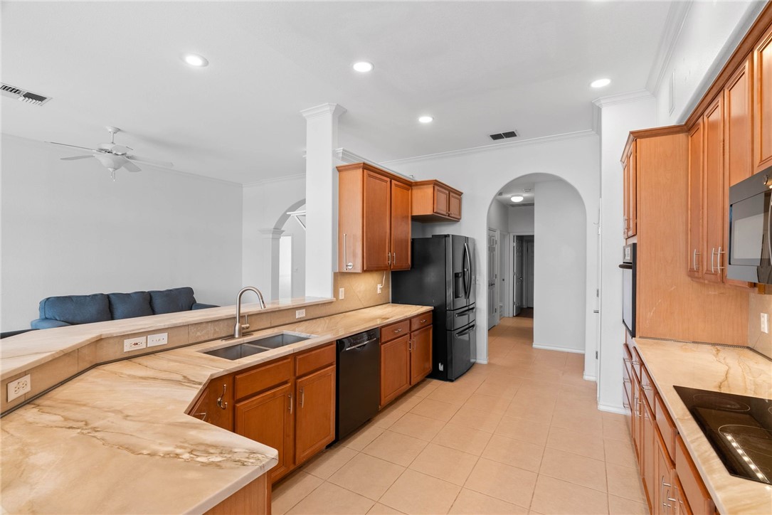 6302 Garden Court Corpus Christi TX 78414