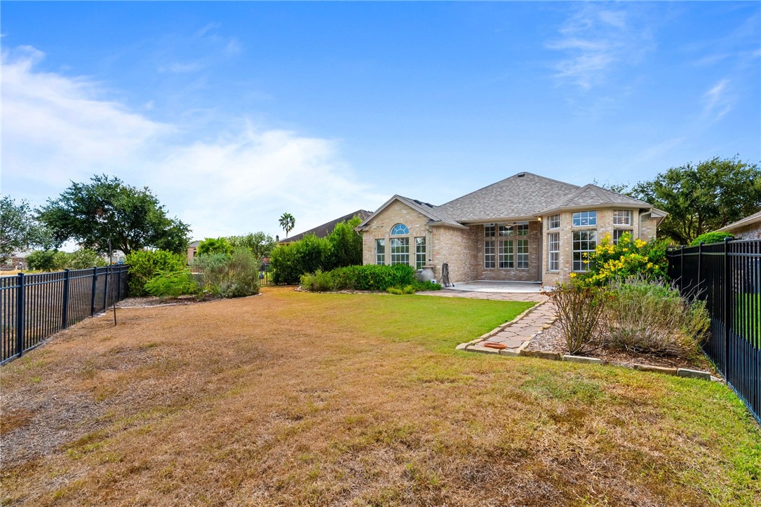 6302 Garden Court Corpus Christi TX 78414