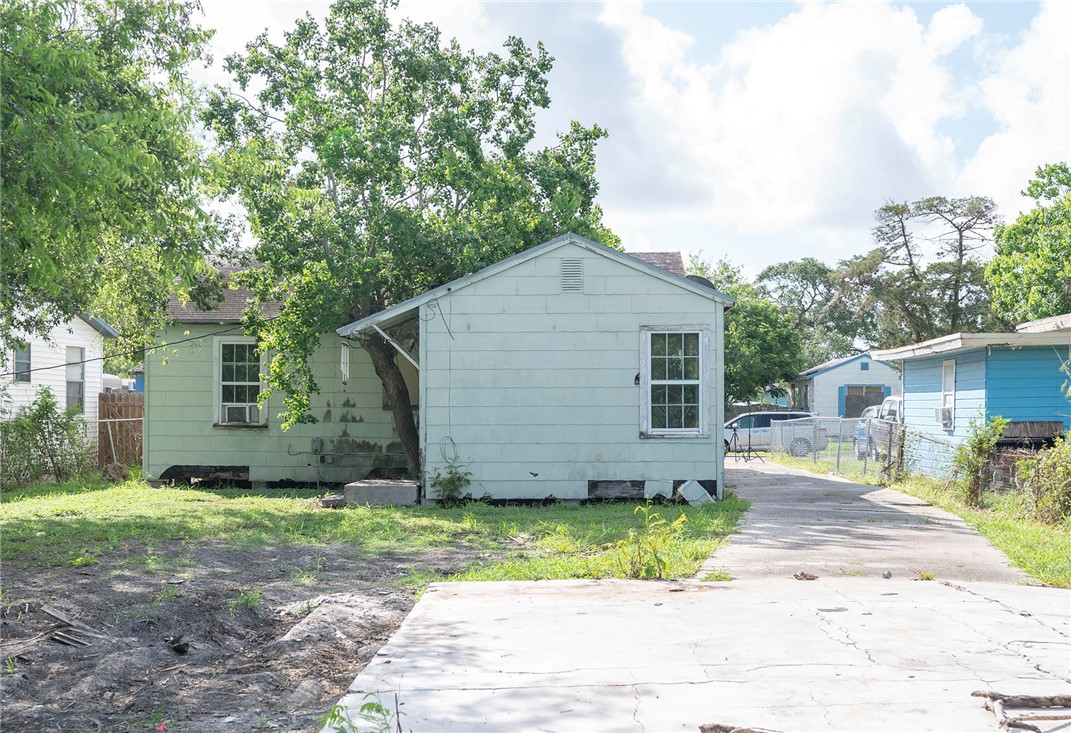4937 Cosner Drive Corpus Christi TX 78415