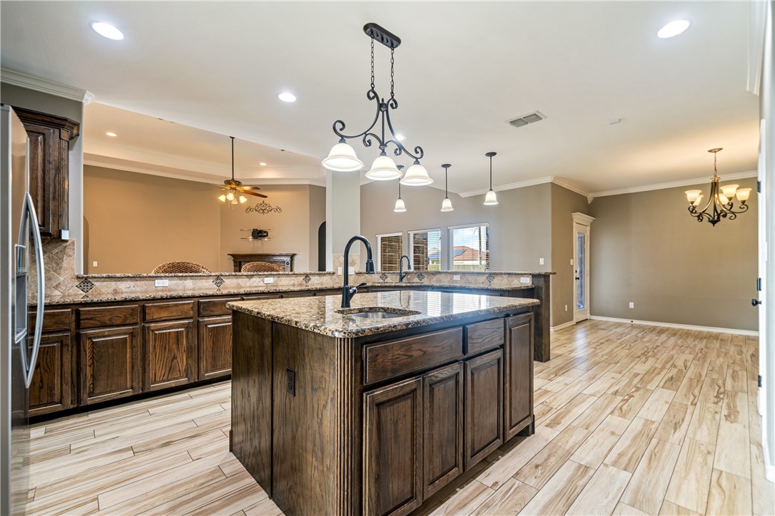 2033 Arash Drive Corpus Christi TX 78413