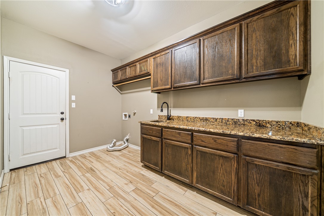 2033 Arash Drive Corpus Christi TX 78413