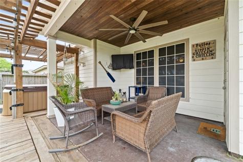 1902 Cottonwood Drive Portland TX 78374
