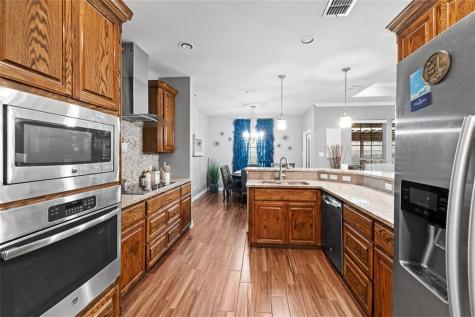 1902 Cottonwood Drive Portland TX 78374