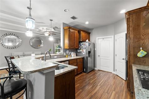 1902 Cottonwood Drive Portland TX 78374