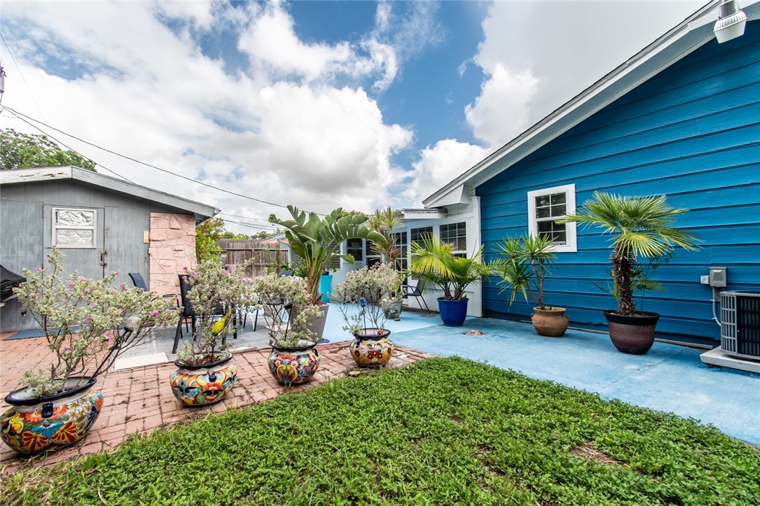 3629 Panama Drive Corpus Christi TX 78415