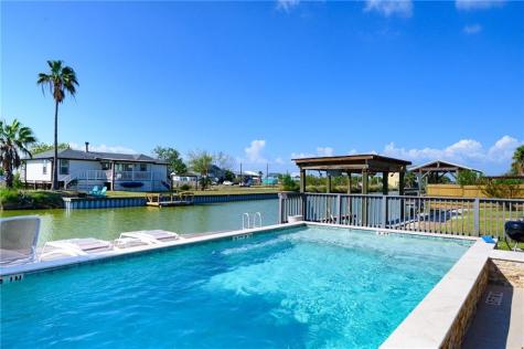 102 Ball Street Rockport TX 78382