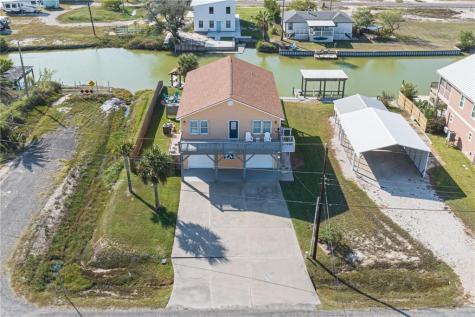 102 Ball Street Rockport TX 78382