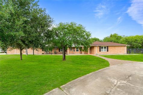 4662 County Road 2221 Odem TX 78370