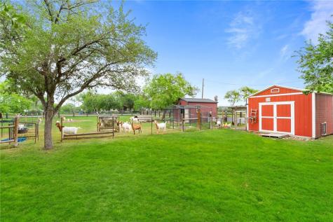 4662 County Road 2221 Odem TX 78370