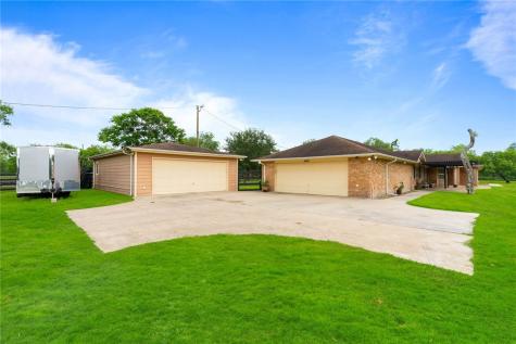 4662 County Road 2221 Odem TX 78370