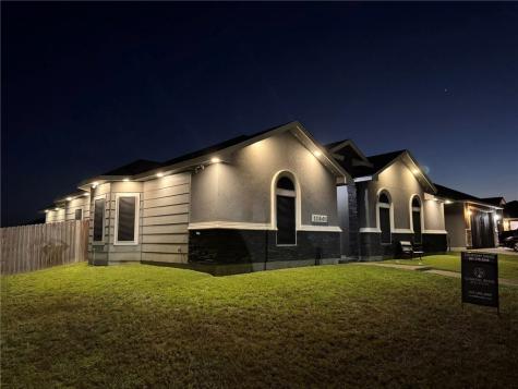 11501 Willowood Creek Drive Corpus Christi TX 78410