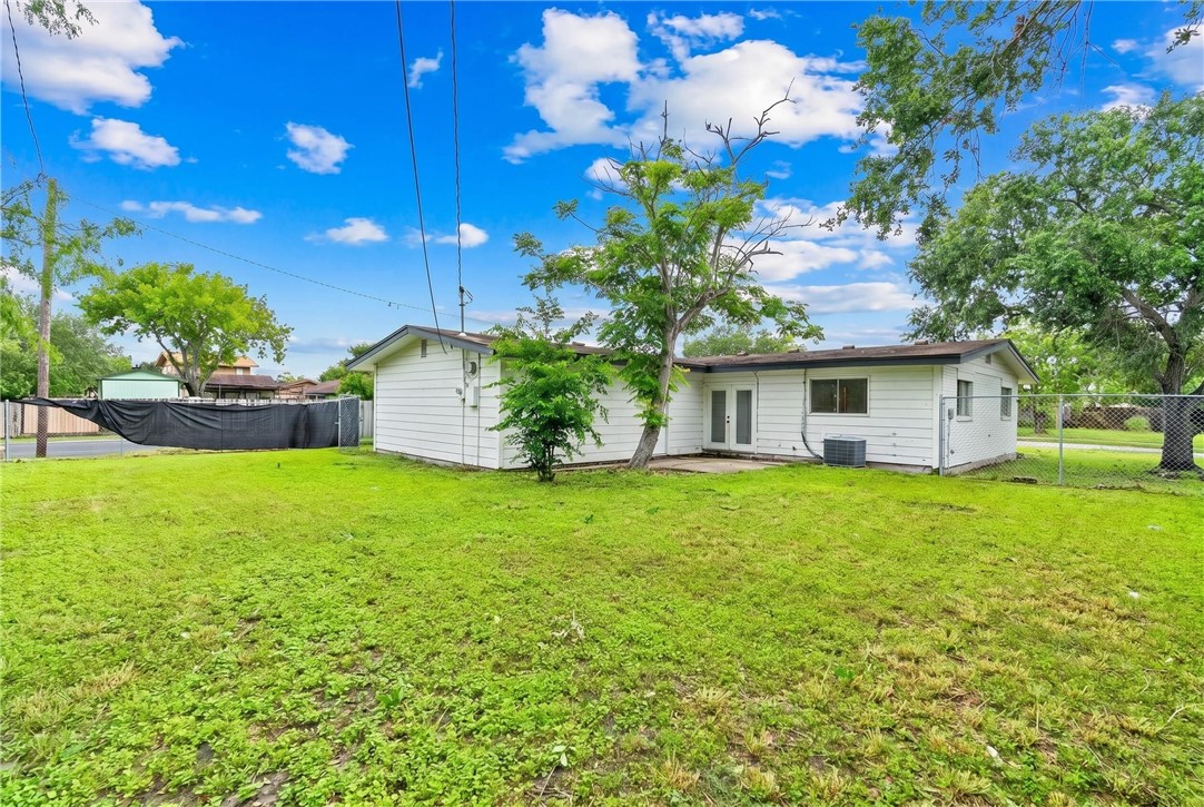 5330 Hitching Post Corpus Christi TX 78415