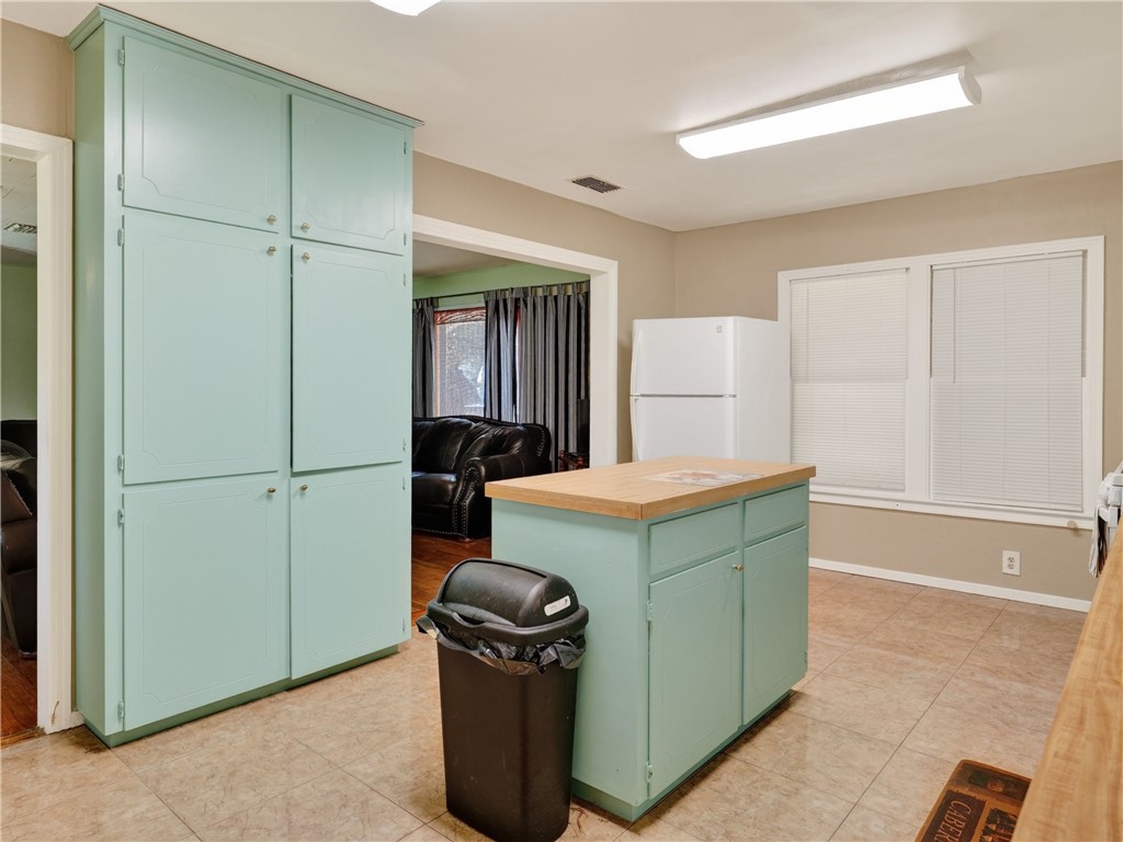 109 Palm Street Rockport TX 78382